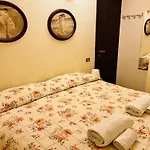 Guesthost - Petite Fleur - Cozy Flat 拉蒂勒