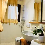 Guesthost - Petite Fleur - Cozy Flat * Ла-Тюйль