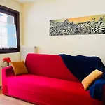 公寓 Guesthost - Petite Fleur - Cozy Flat 拉蒂勒